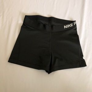 Black Nike pro spandex shorts